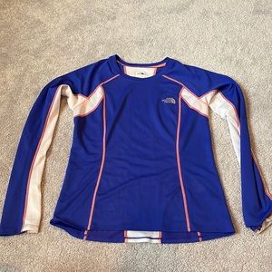 North Face  flashdry Long sleeve shirt
